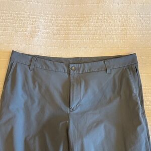 lululemon athletica Men's Charcoal Gray Chinos 40x30